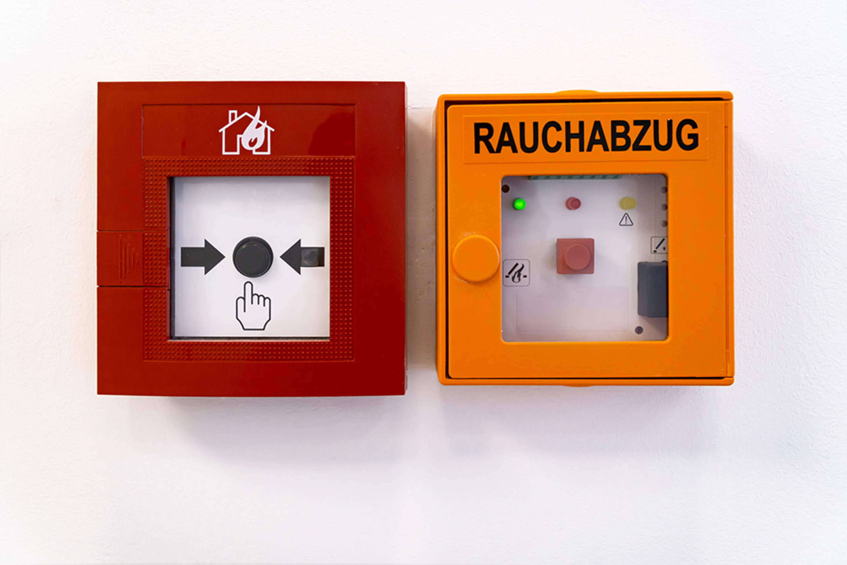 Rauchwärme­abzug bei RBS Elektroinstallation GmbH in Niedergörsdorf OT Altes Lager